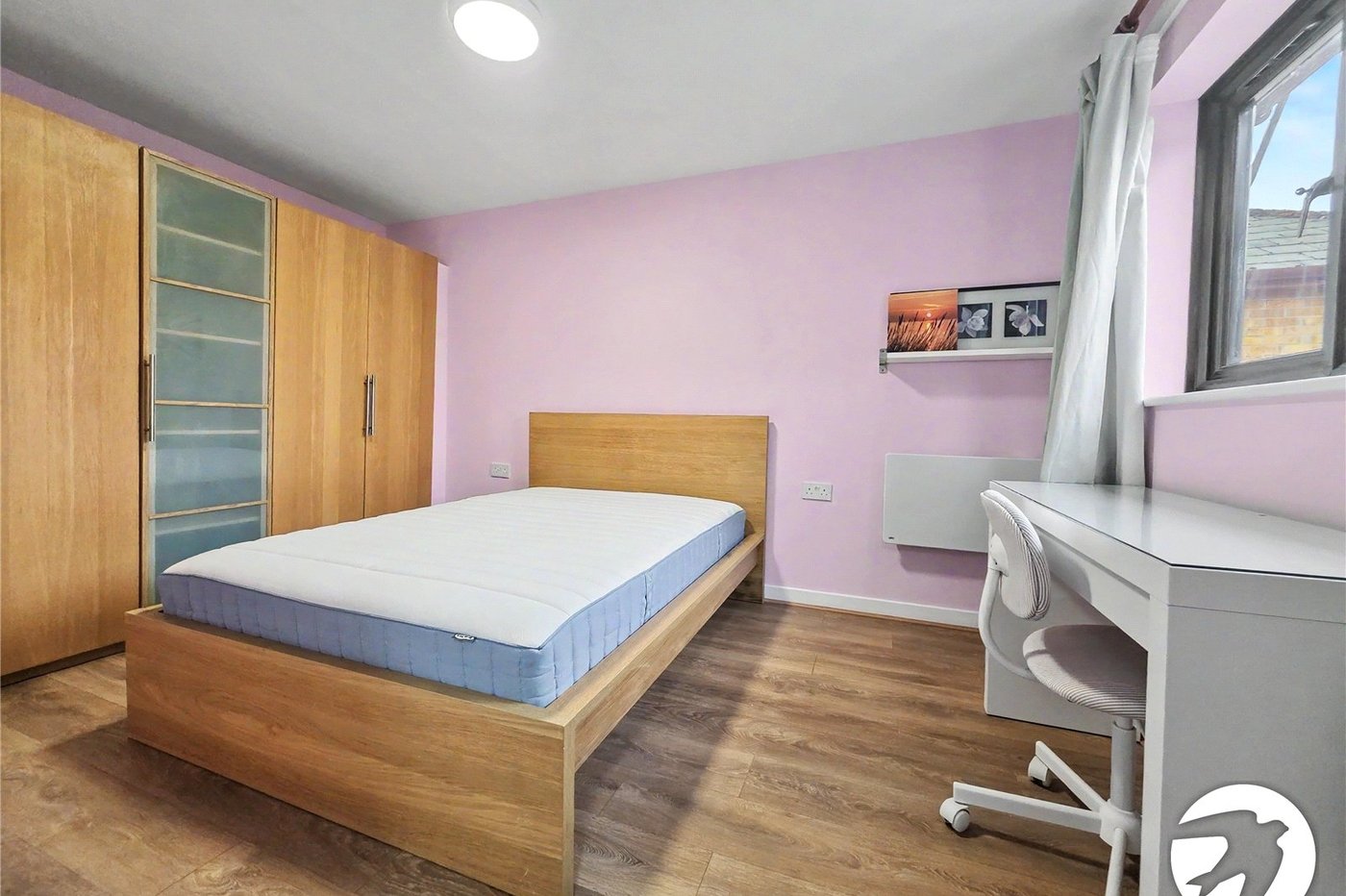 3 bedroom house to rent in London | Robinson Jackson