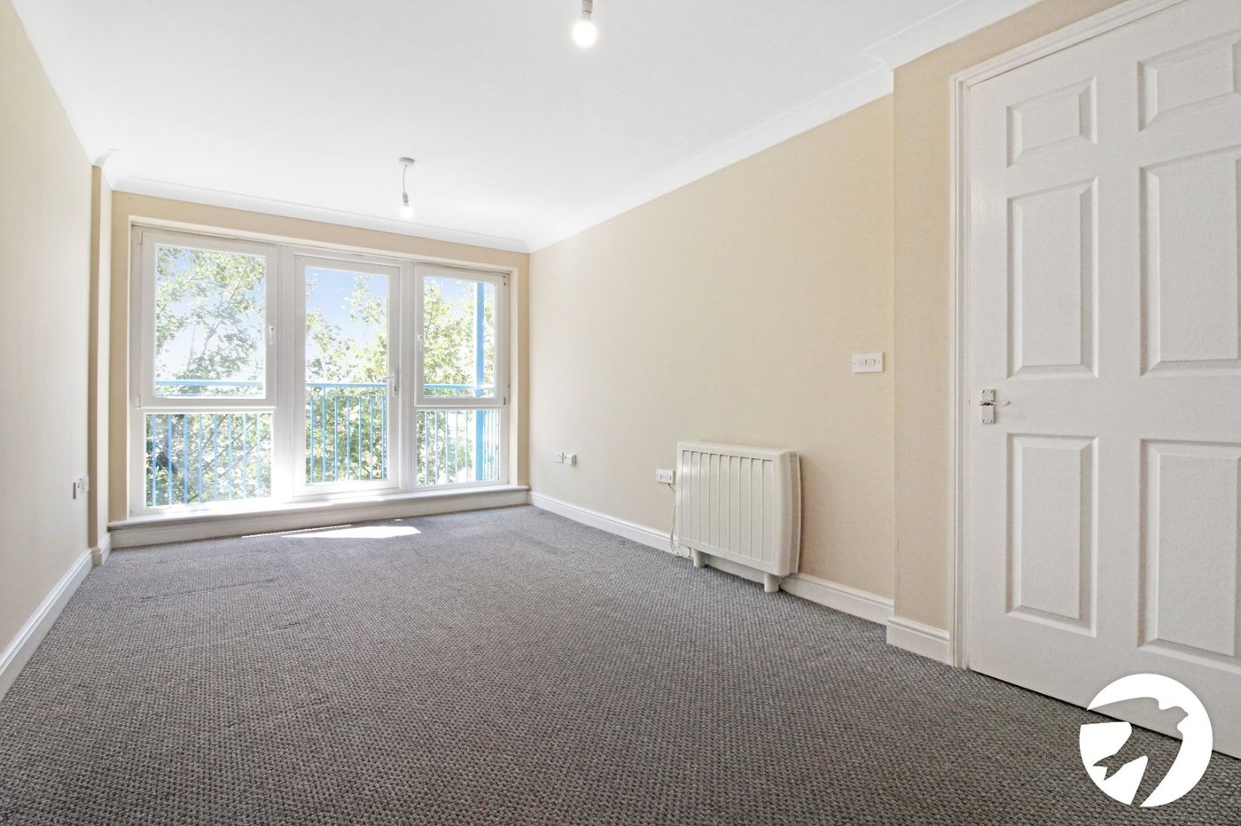 1 bedroom property to rent in Stuart Road | Robinson Michael & Jackson