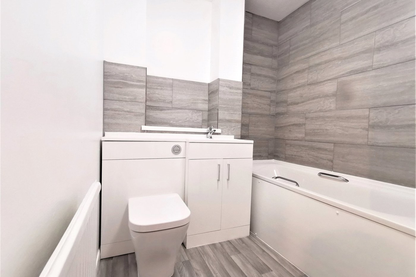 2 bedroom property to rent in Dartford | Robinson Jackson