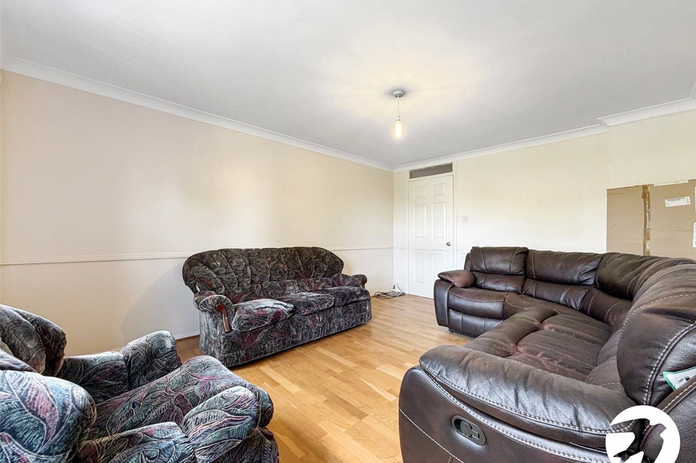 3 bedroom property to rent in London | 