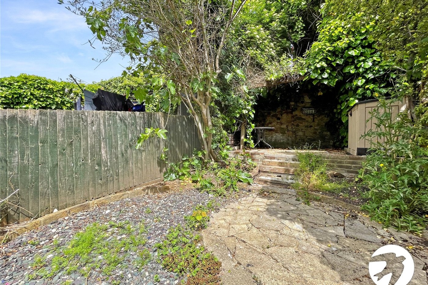 2 bedroom house to rent in Maidstone | Robinson Michael & Jackson