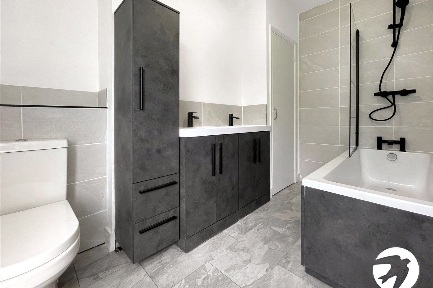 2 bedroom house to rent in Maidstone | Robinson Michael & Jackson