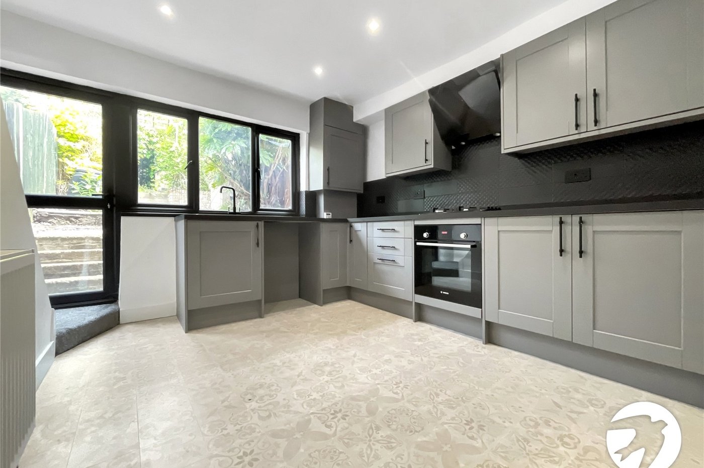 2 bedroom house to rent in Maidstone | Robinson Michael & Jackson