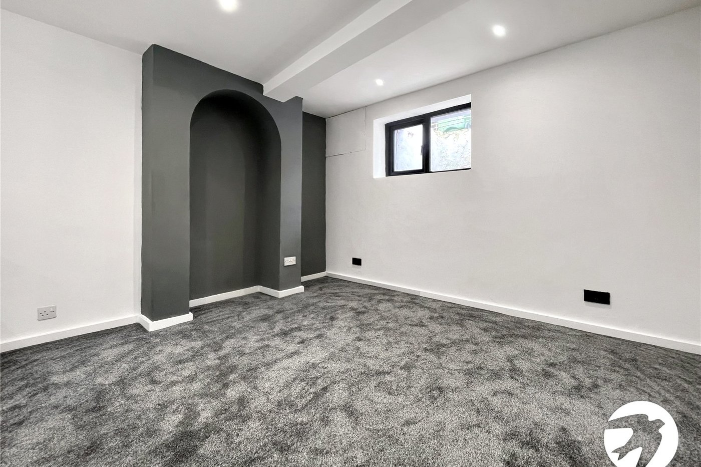2 bedroom house to rent in Maidstone | Robinson Michael & Jackson