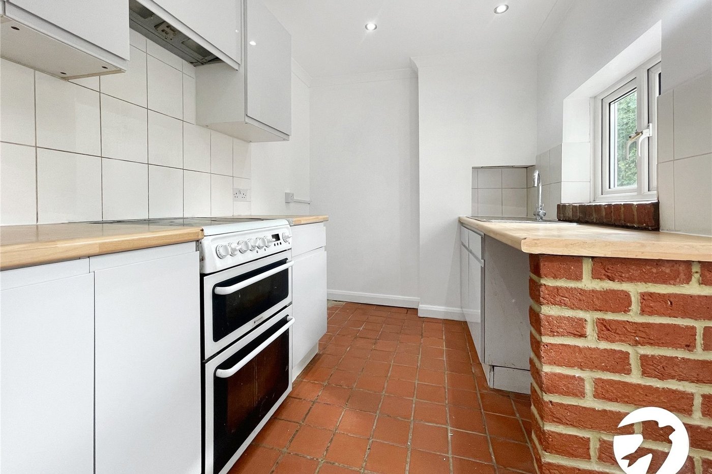 2 bedroom house to rent in Maidstone | Robinson Michael & Jackson