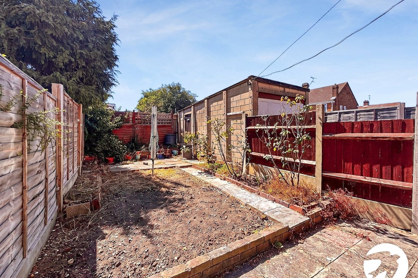 3 bedroom house to rent in Dartford | Robinson Jackson