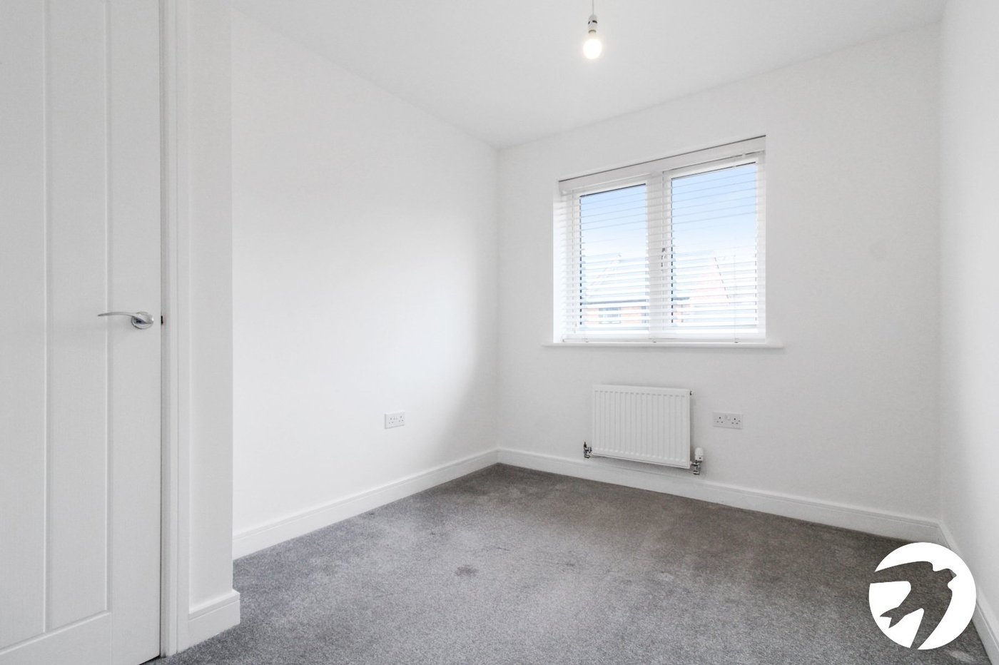 4 bedroom house to rent in Castle Hill | Robinson Michael & Jackson