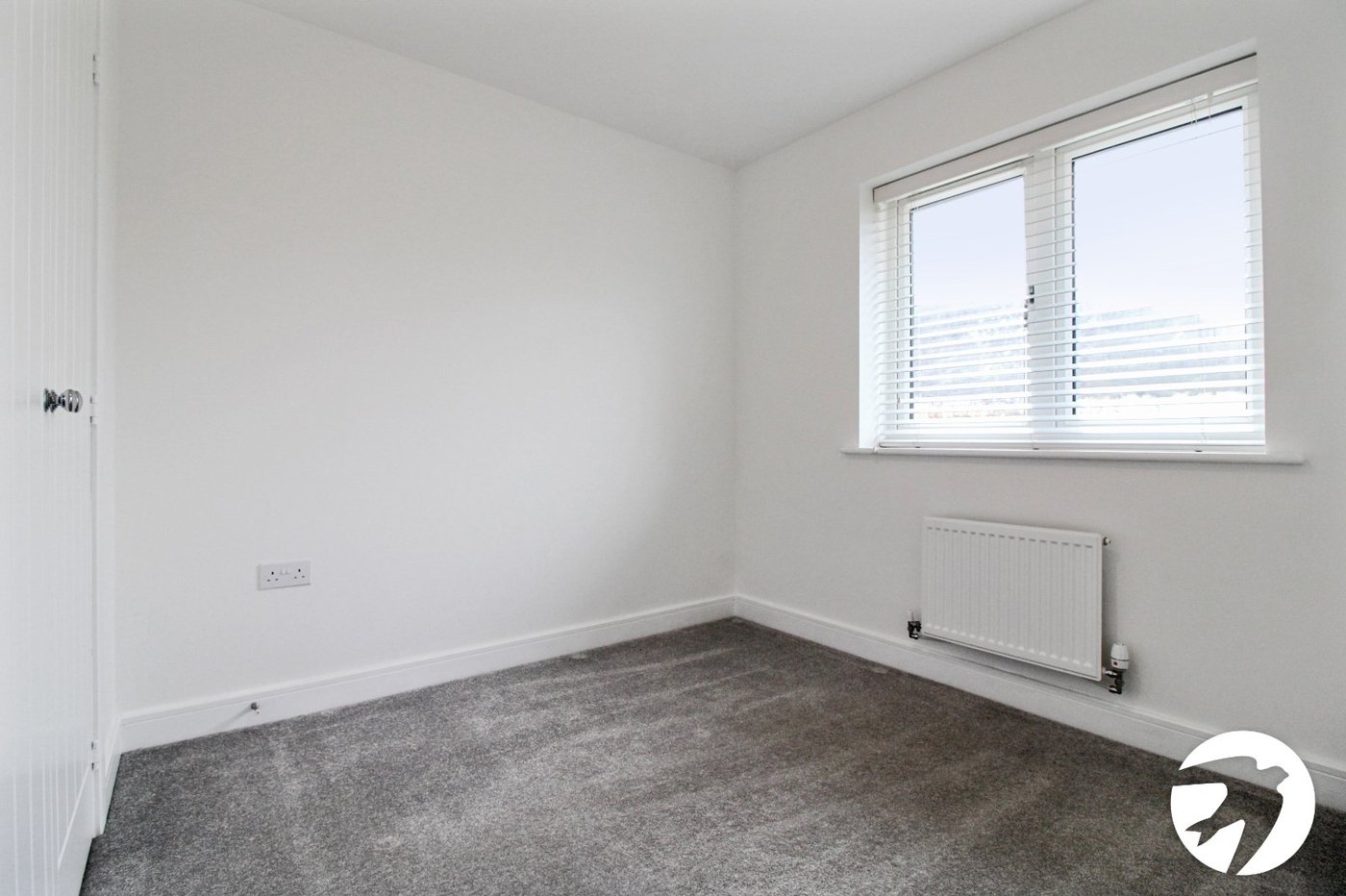 4 bedroom house to rent in Castle Hill | Robinson Michael & Jackson