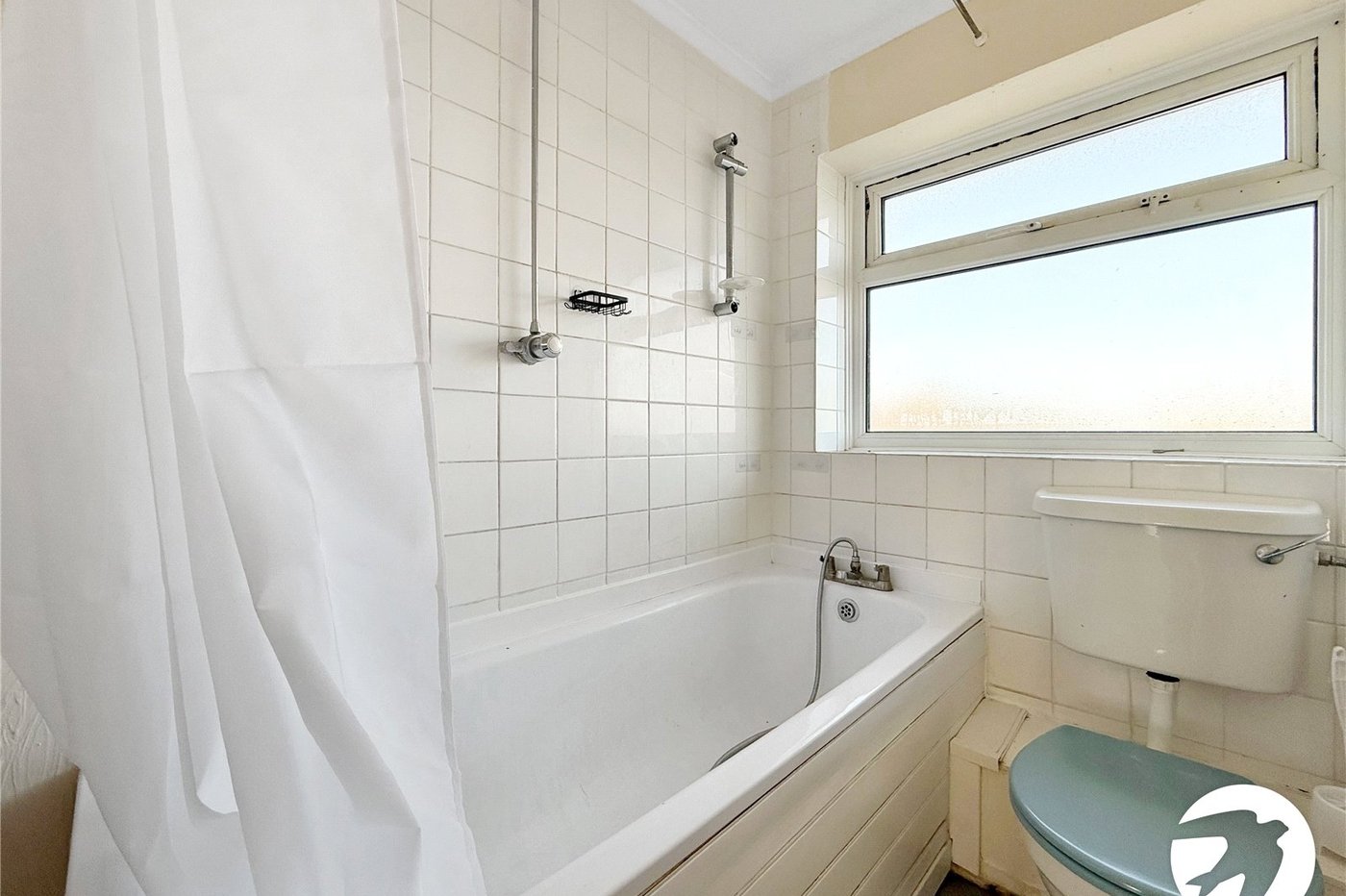 3 bedroom property to rent in Upchurch | Robinson Michael & Jackson