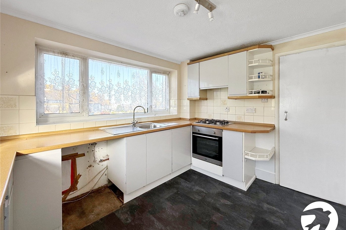 3 bedroom property to rent in Upchurch | Robinson Michael & Jackson