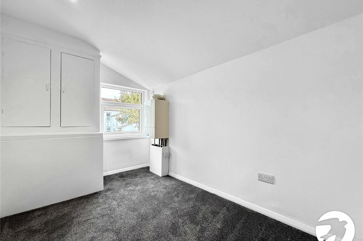 3 bedroom house to rent in Gillingham | Robinson Michael & Jackson