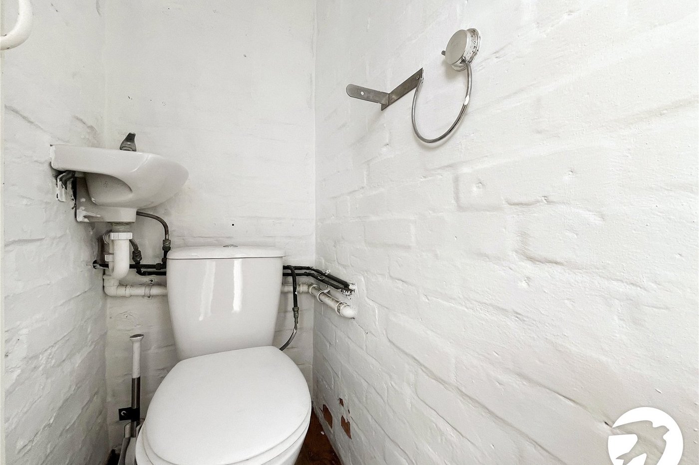 3 bedroom house to rent in Rochester | Robinson Michael & Jackson