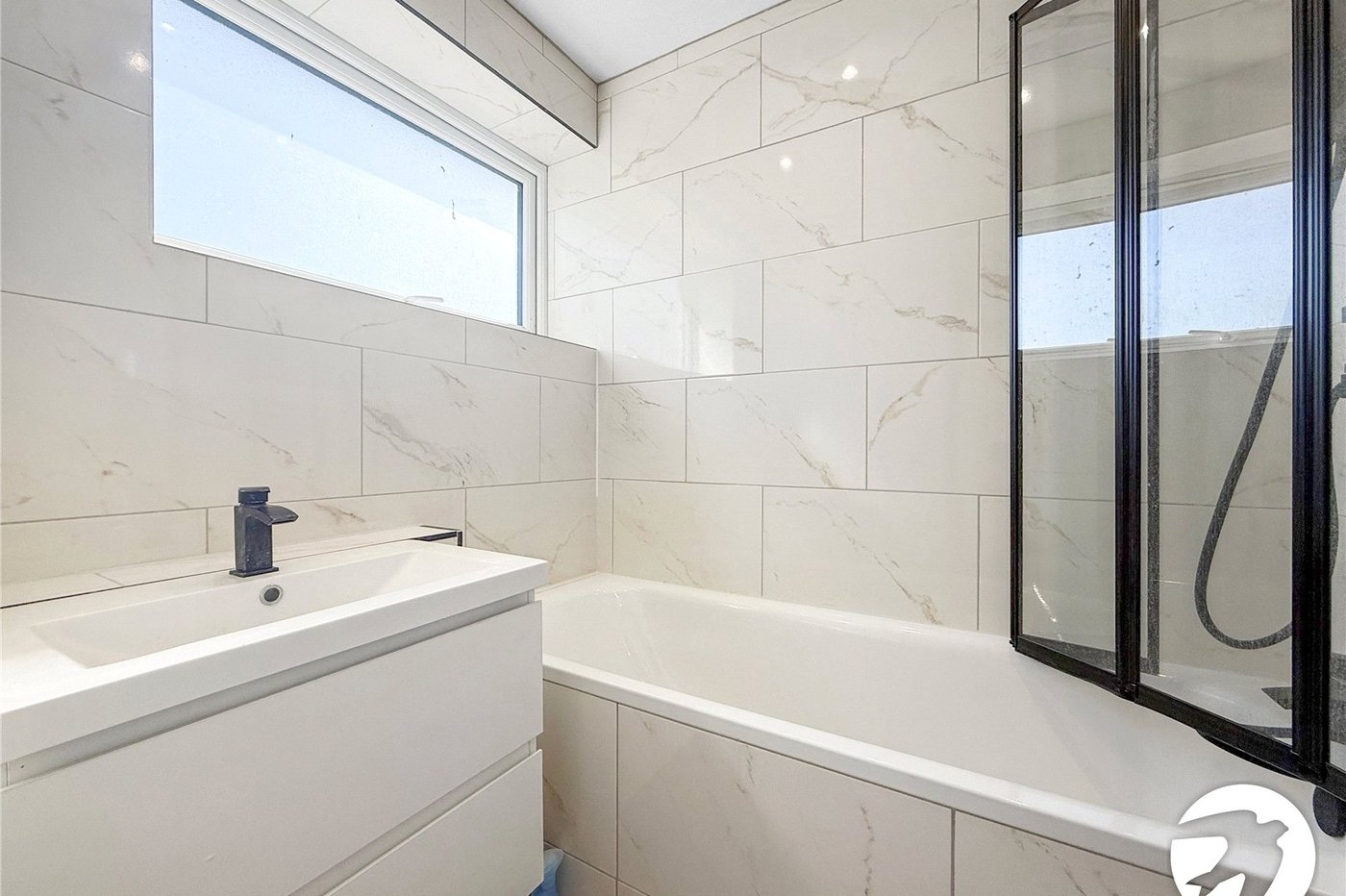 3 bedroom house to rent in Lawrie Park Avenue | Robinson Jackson