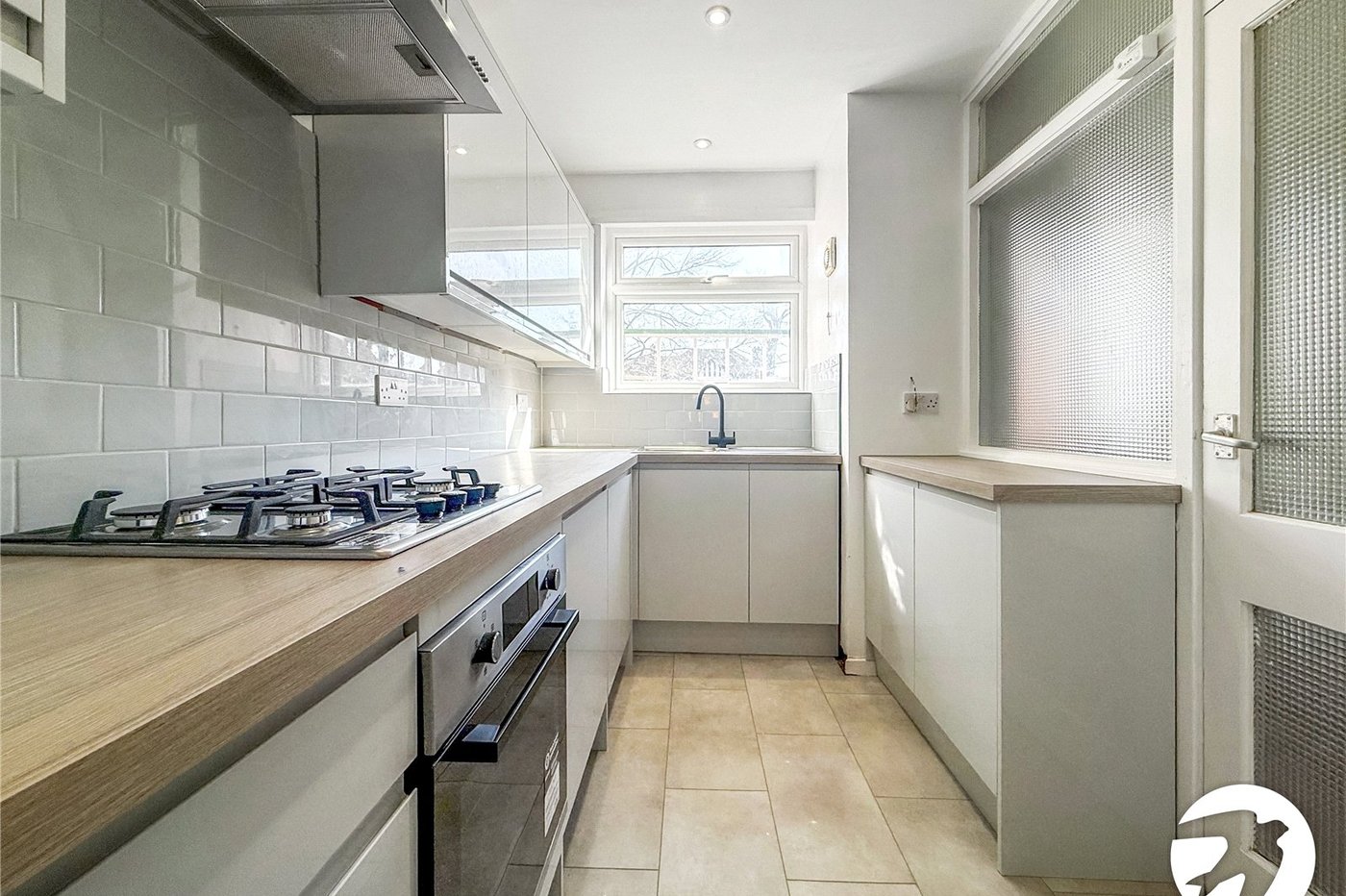 3 bedroom house to rent in Lawrie Park Avenue | Robinson Jackson