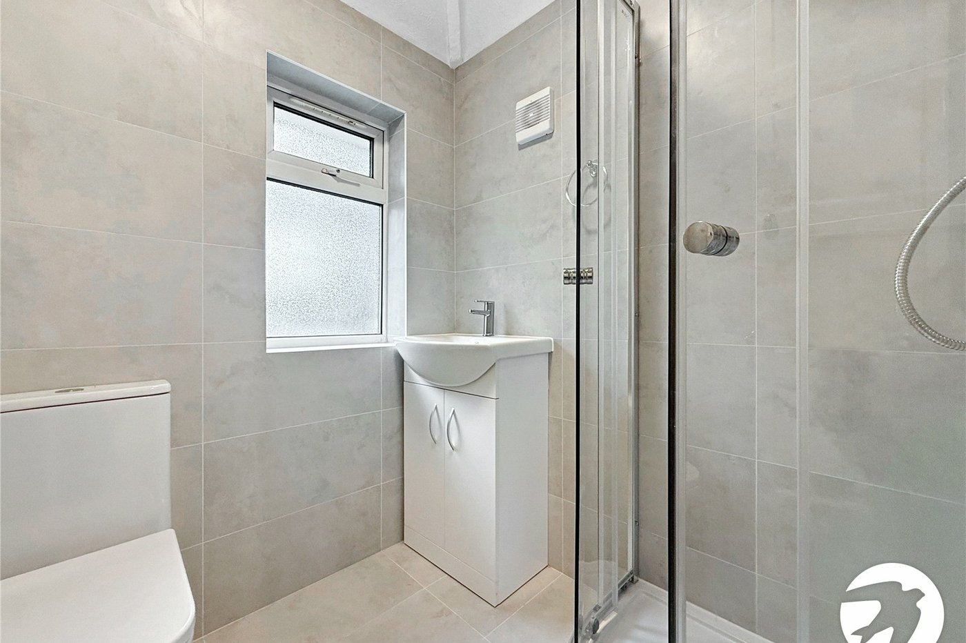 3 bedroom house to rent in Rochester | Robinson Michael & Jackson