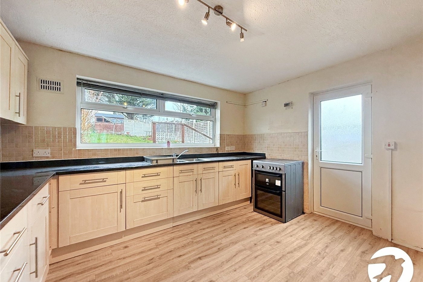 3 bedroom house to rent in Rochester | Robinson Michael & Jackson