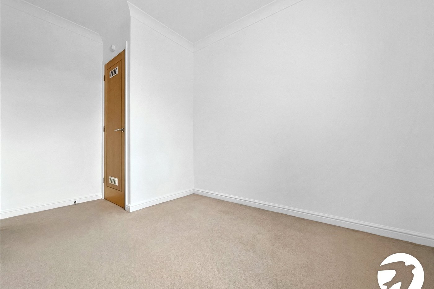 3 bedroom house to rent in Upnor | Robinson Michael & Jackson