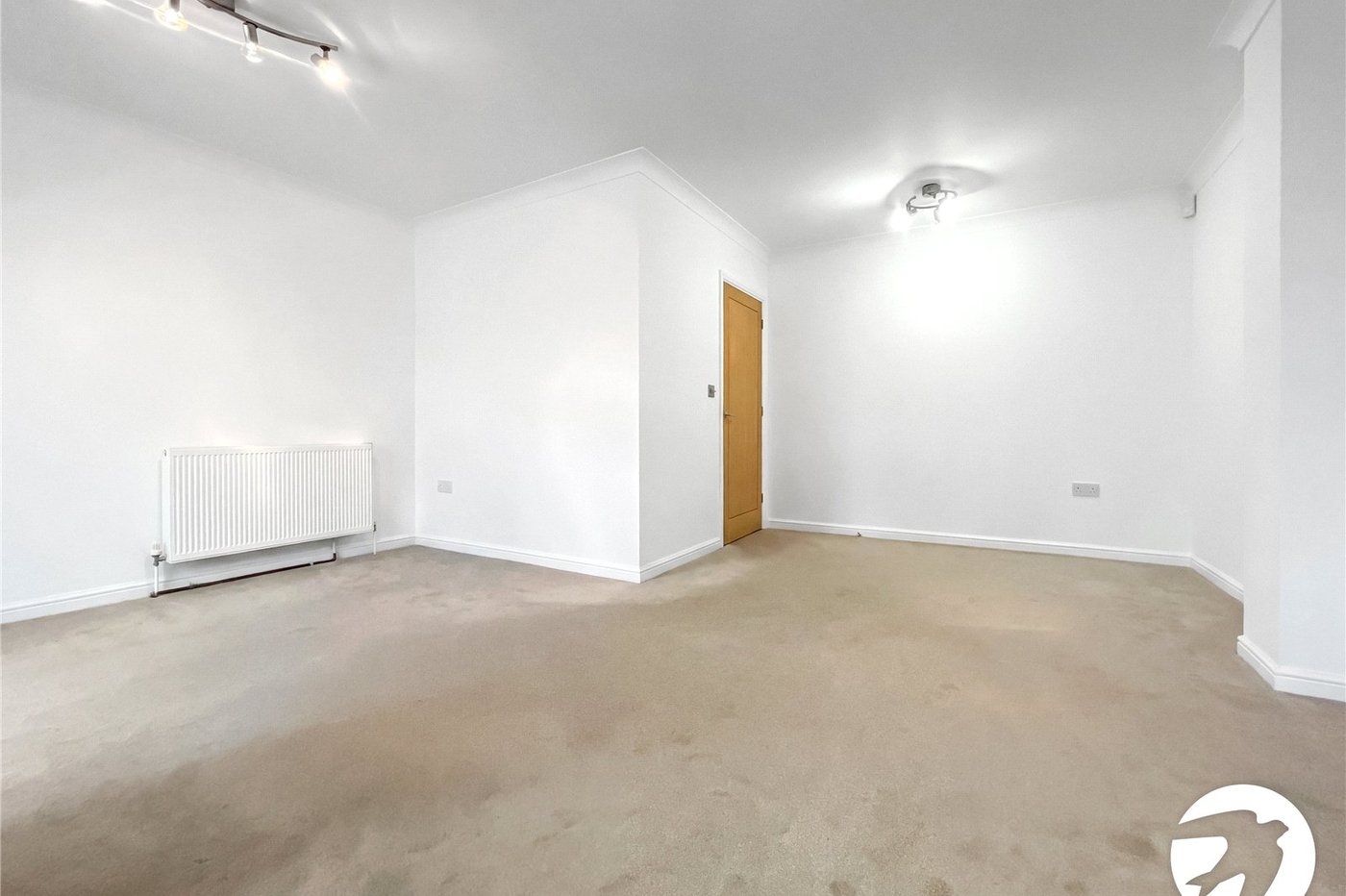 3 bedroom house to rent in Upnor | Robinson Michael & Jackson