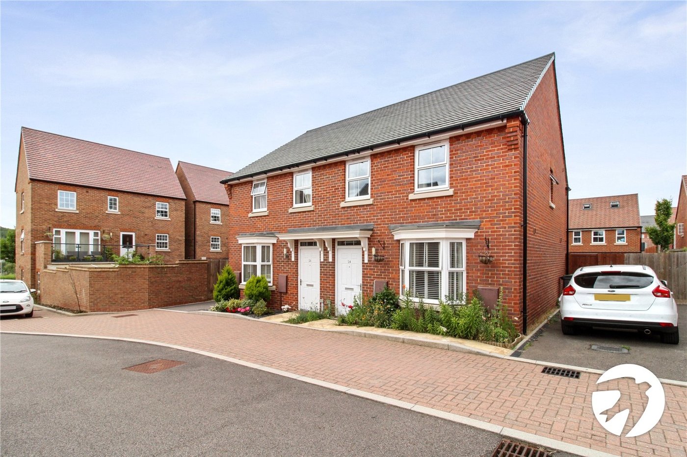 3 bedroom house to rent in Castle Hill | Robinson Michael & Jackson