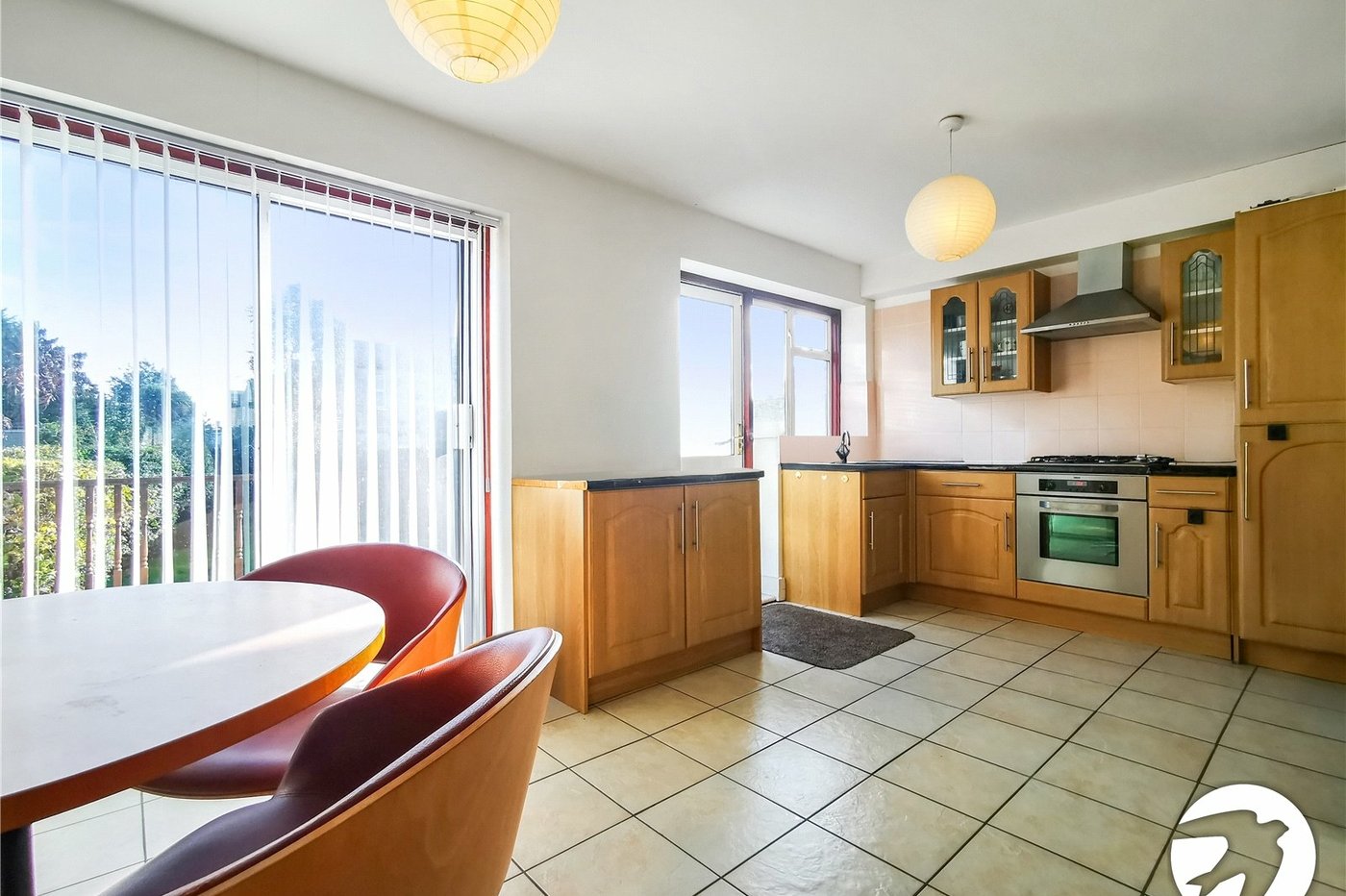 3 bedroom house to rent in London | Robinson Jackson