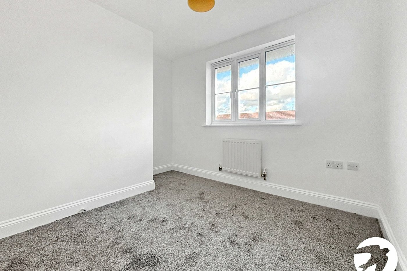 2 bedroom property to rent in Gillingham | Robinson Michael & Jackson