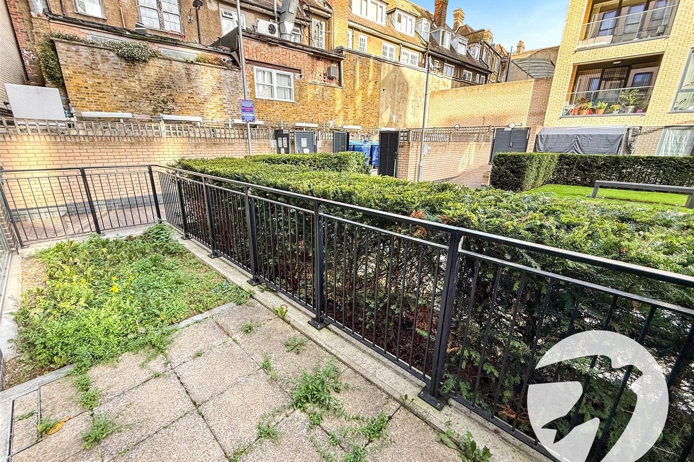 1 bedroom property to rent in London | Robinson Jackson