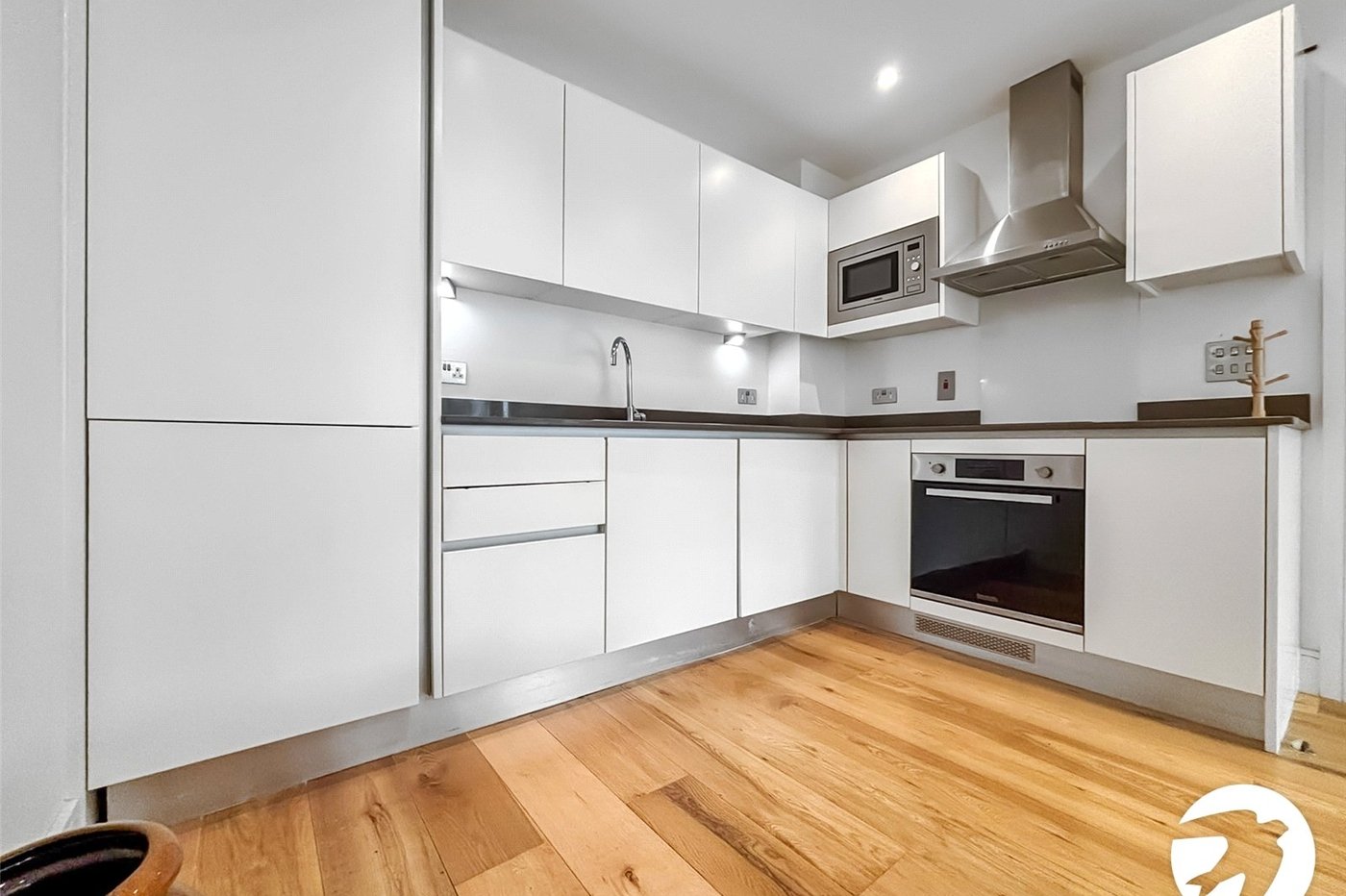 1 bedroom property to rent in London | Robinson Jackson