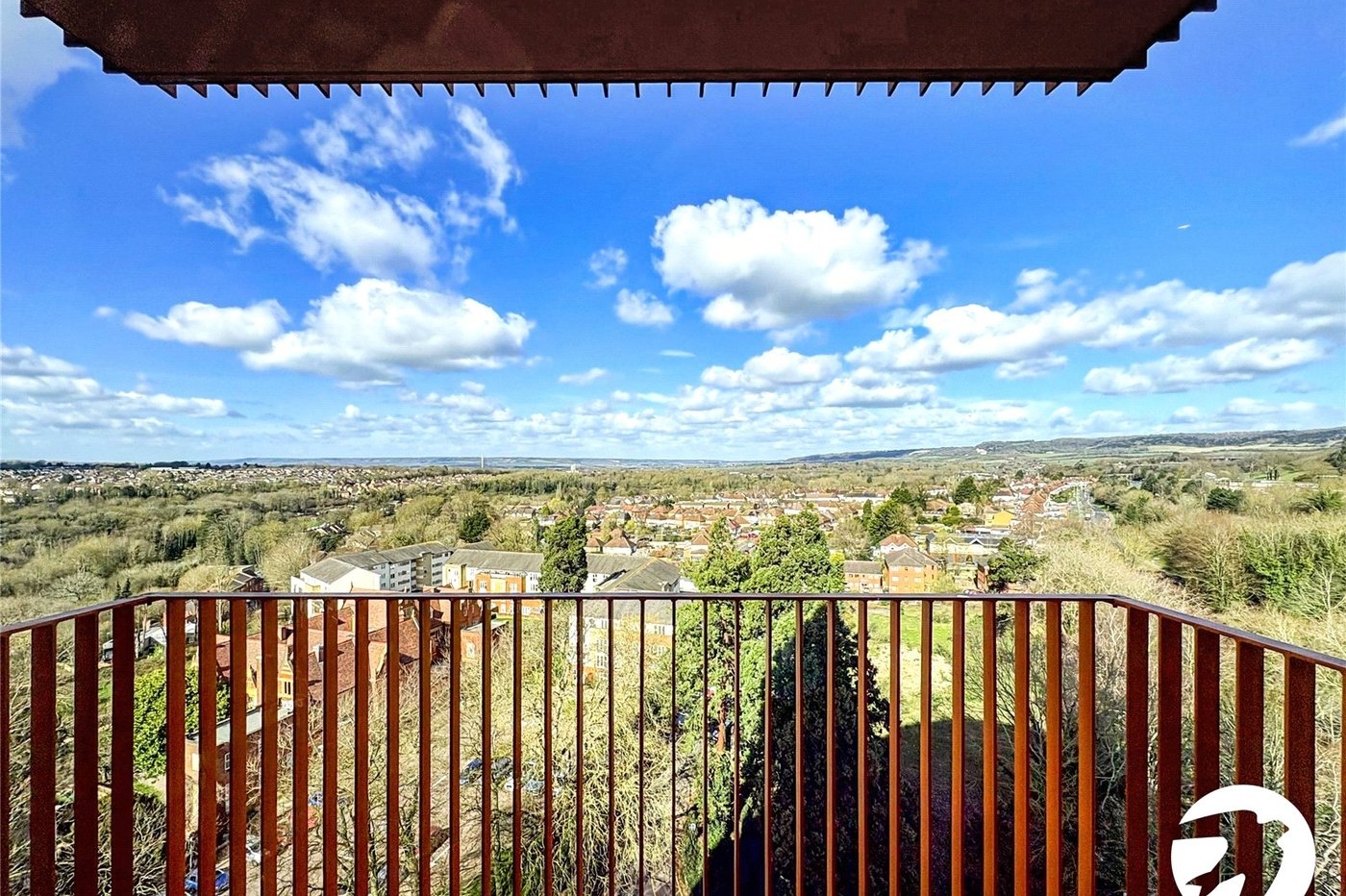 2 bedroom property to rent in Waterhouse Avenue | Robinson Michael & Jackson