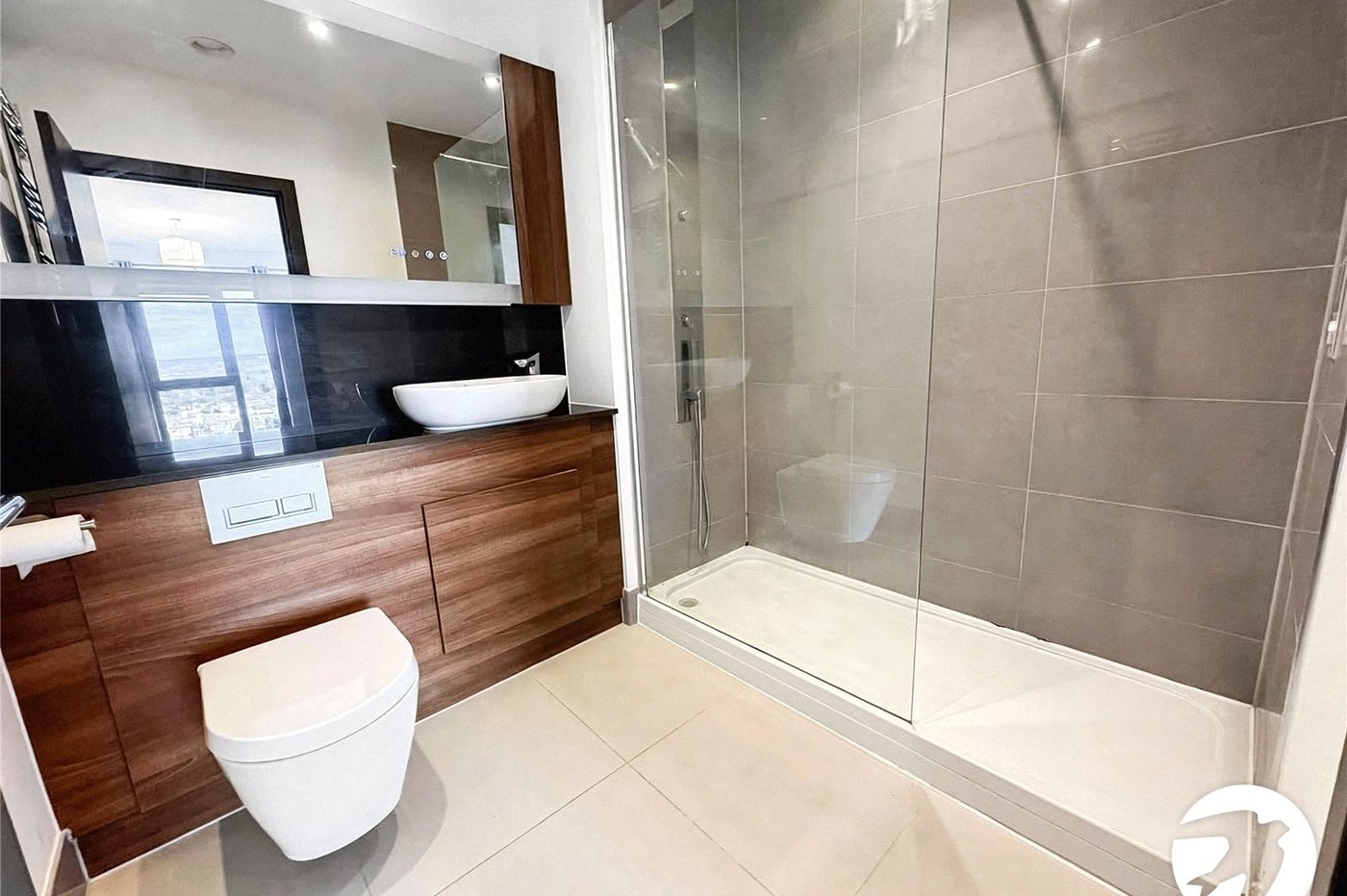 2 bedroom property to rent in Waterhouse Avenue | Robinson Michael & Jackson