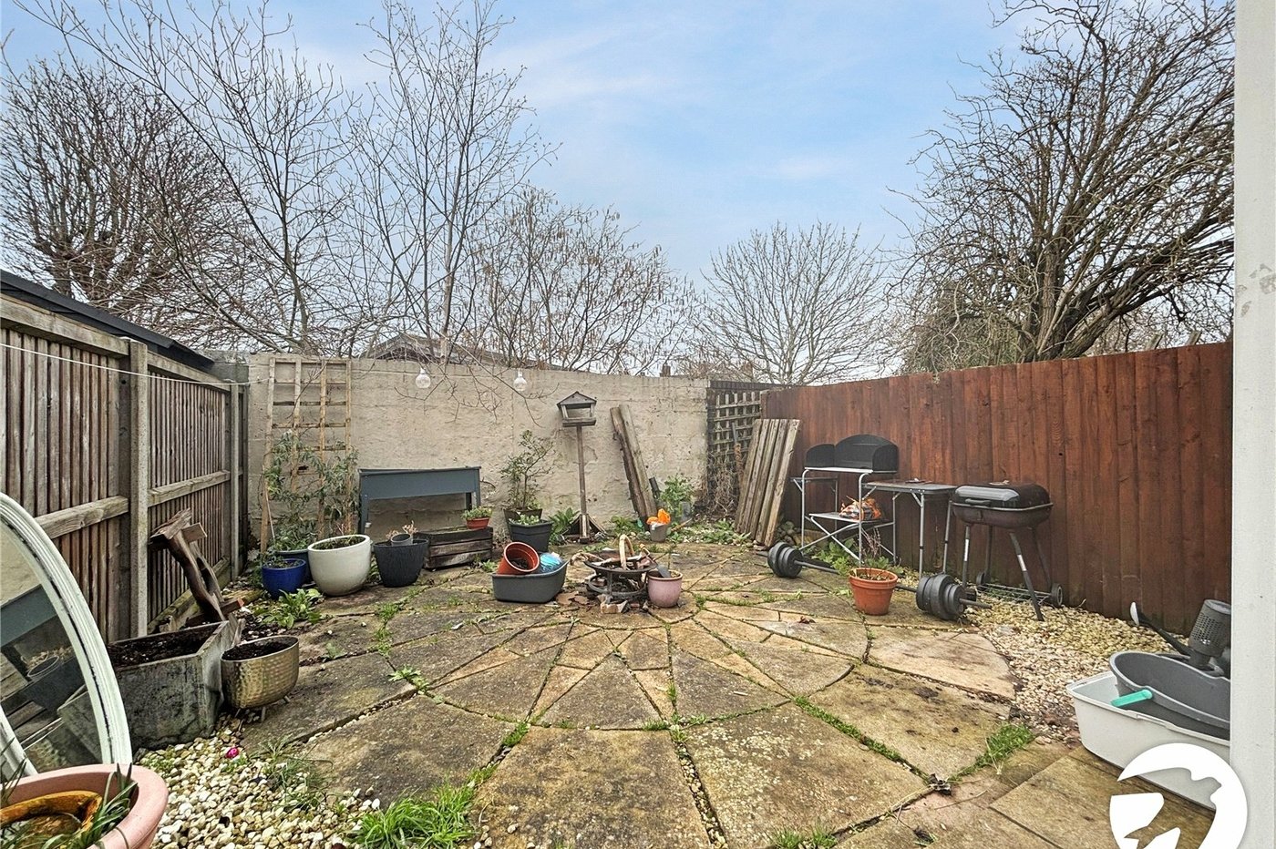 3 bedroom house to rent in London | Robinson Jackson