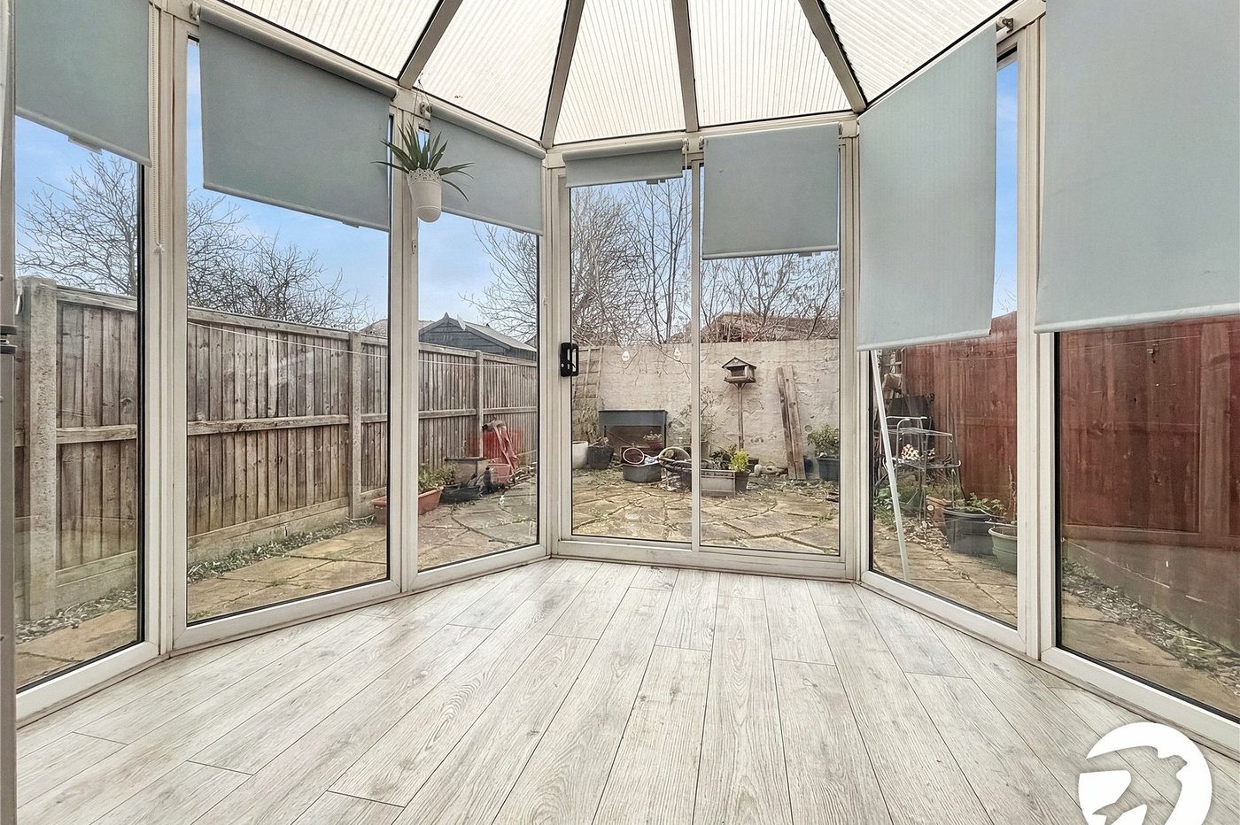 3 bedroom house to rent in London | Robinson Jackson