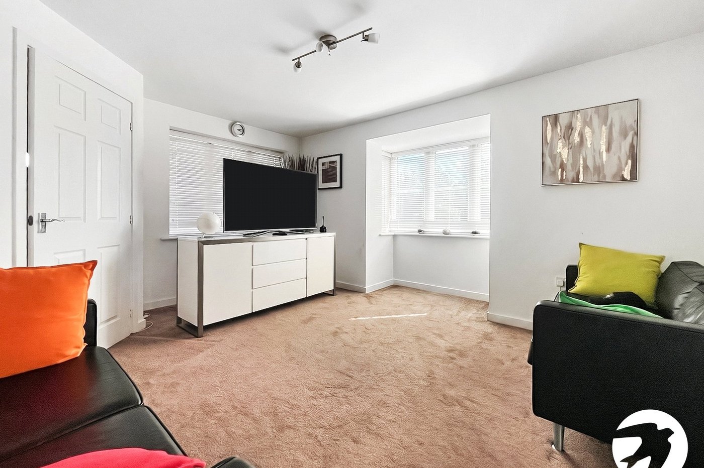 3 bedroom house to rent in Dartford | Robinson Jackson