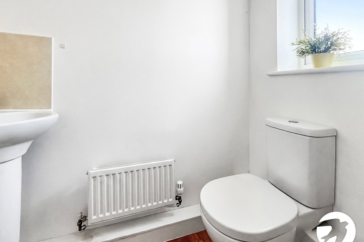3 bedroom house to rent in Dartford | Robinson Jackson