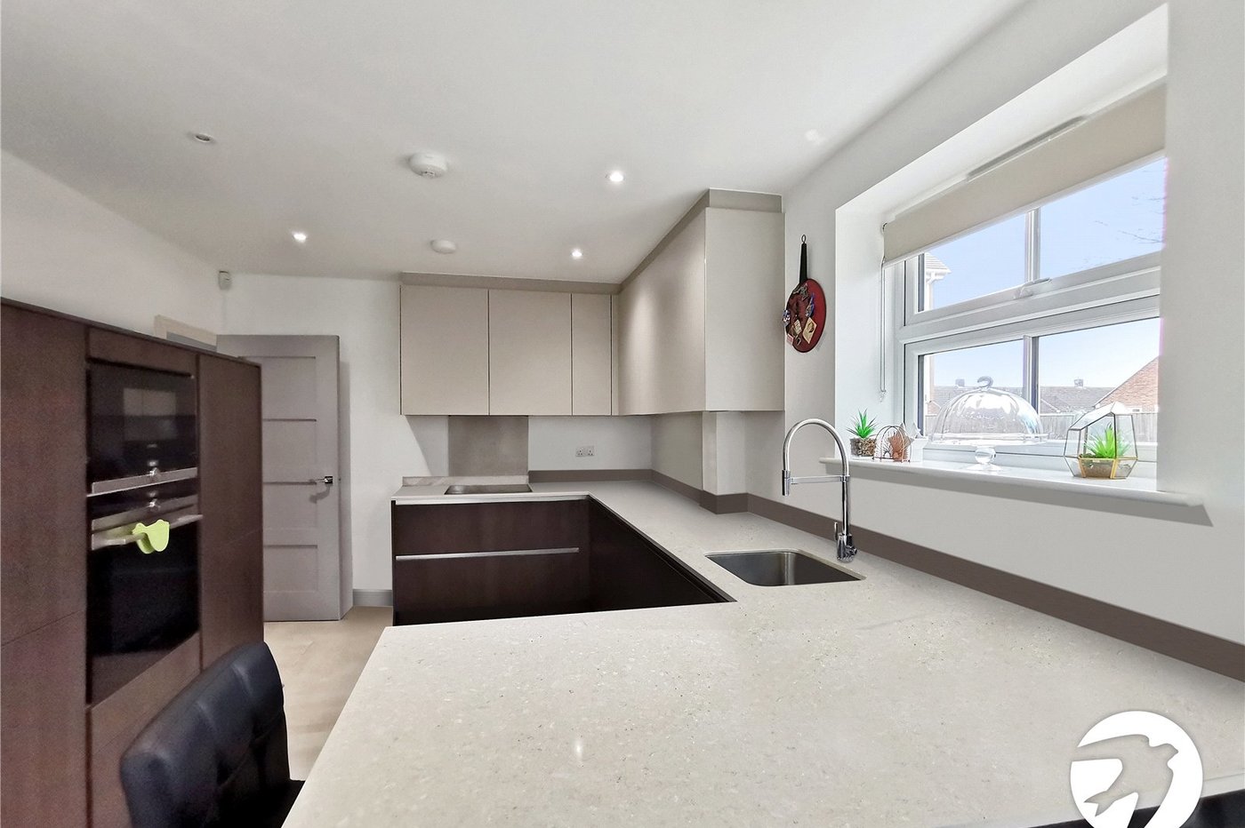 5 bedroom house to rent in Dartford | Robinson Jackson