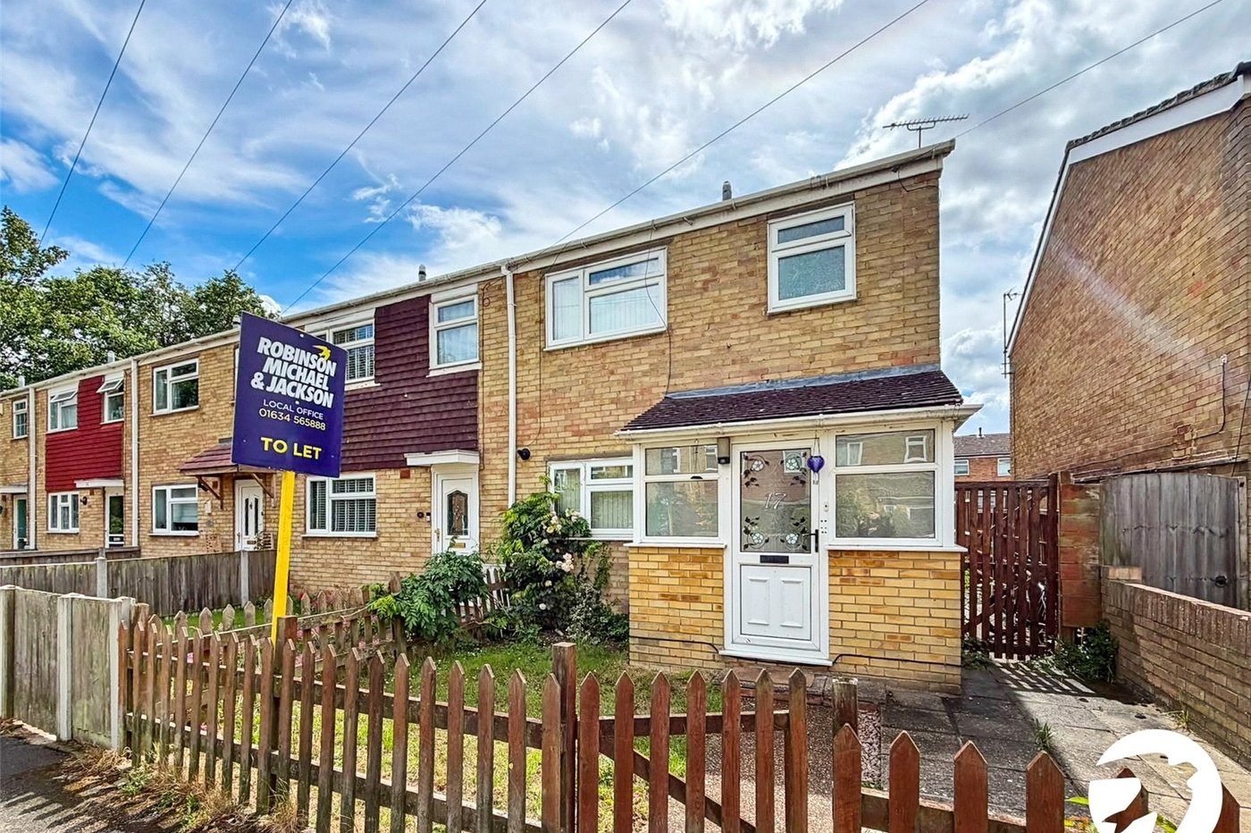 3 bedroom house to rent in Sittingbourne | Robinson Michael & Jackson