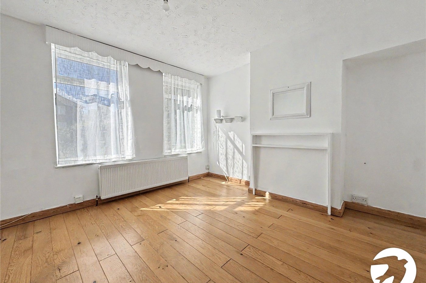 3 bedroom house to rent in Eltham | Robinson Jackson