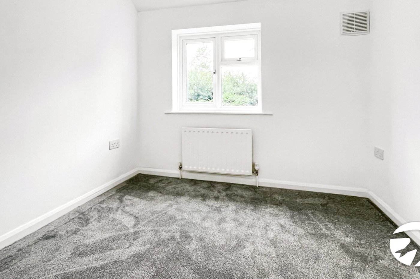 3 bedroom house to rent in Rochester | Robinson Michael & Jackson