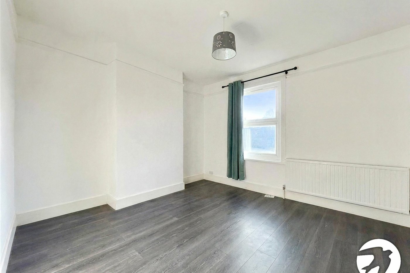 3 bedroom house to rent in London | Robinson Jackson