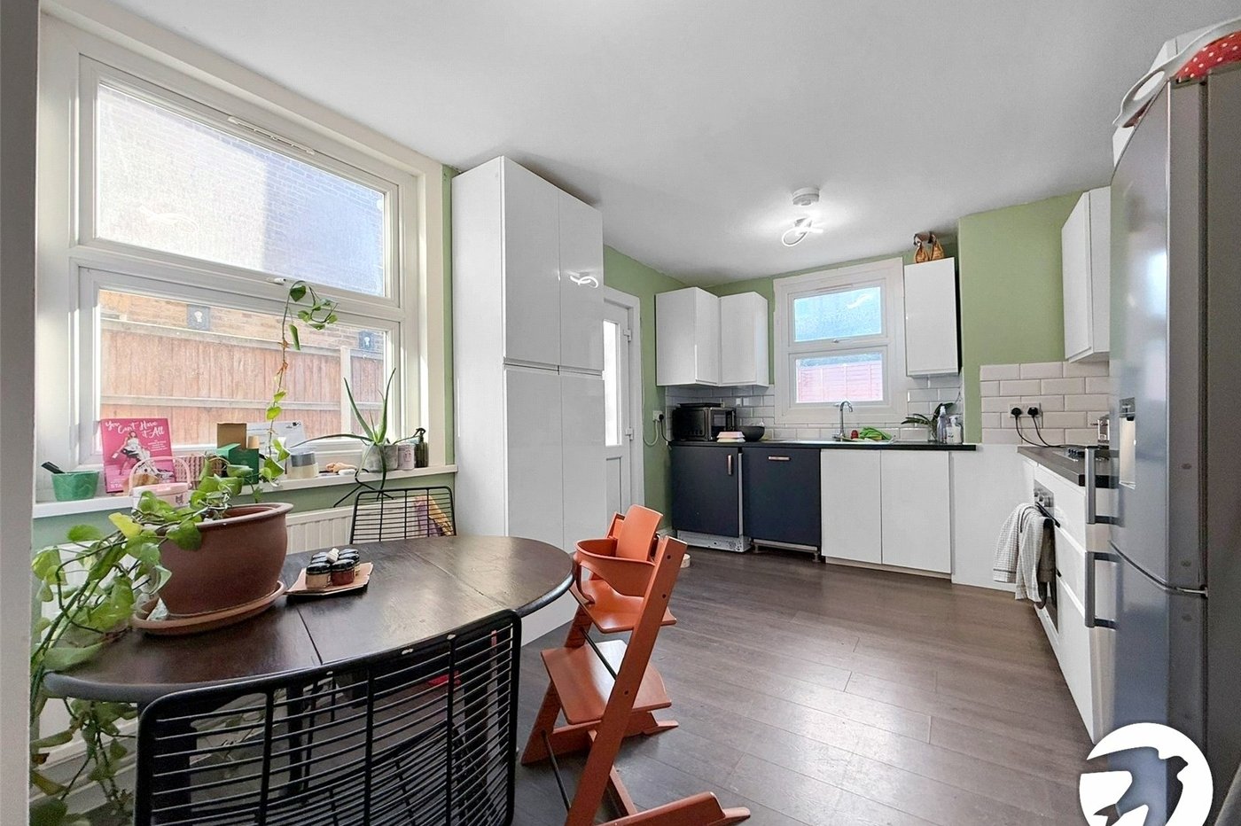 3 bedroom house to rent in London | Robinson Jackson