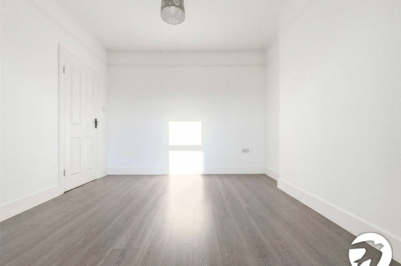 3 bedroom house to rent in London | Robinson Jackson