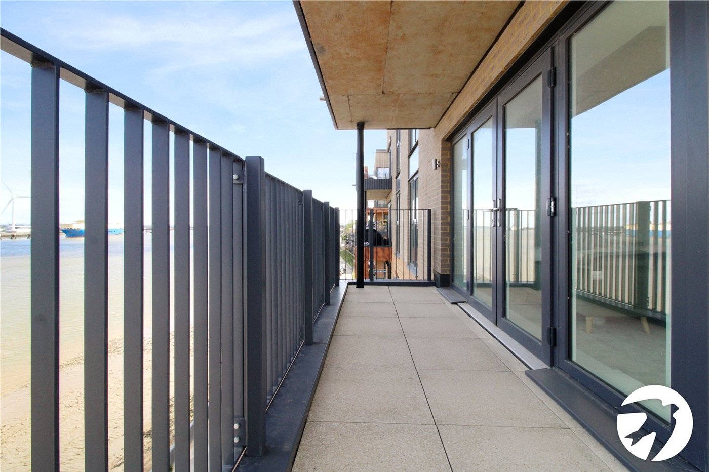 2 bedroom property to rent in Northfleet | Robinson Michael & Jackson