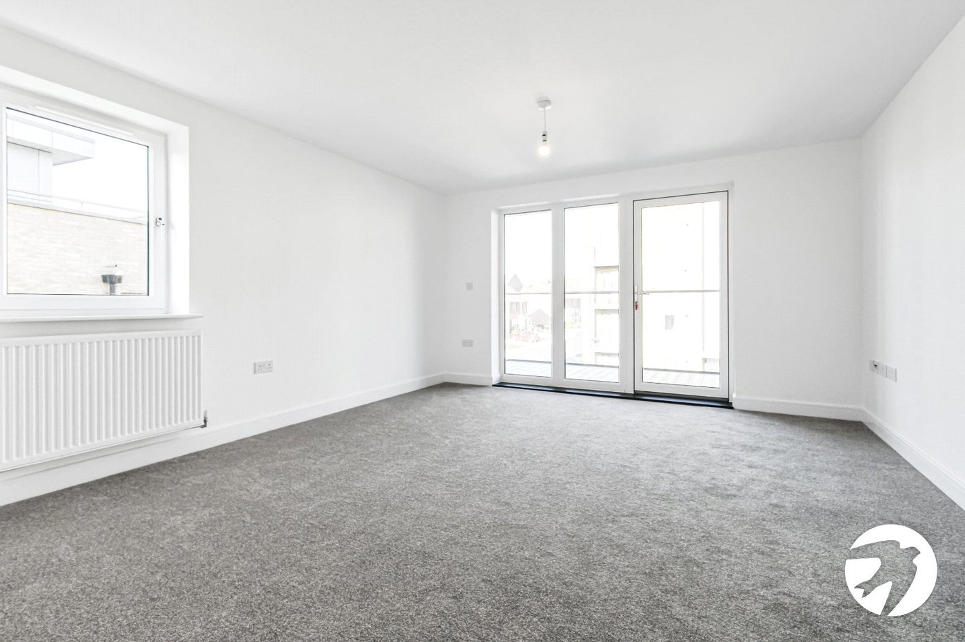 2 bedroom property to rent in Castle Hill Drive | Robinson Michael & Jackson