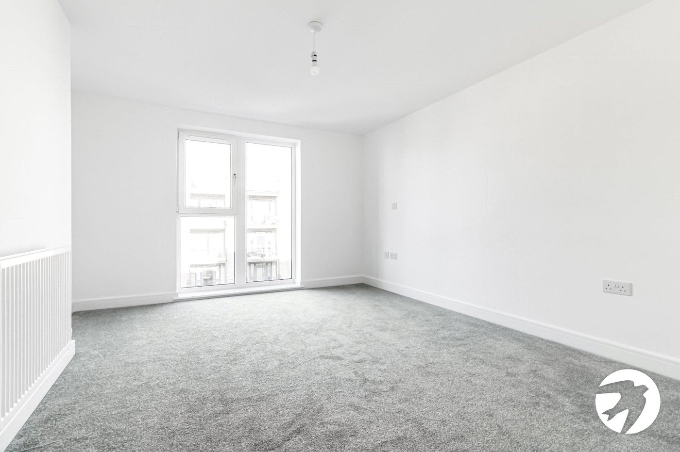 2 bedroom property to rent in Castle Hill Drive | Robinson Michael & Jackson