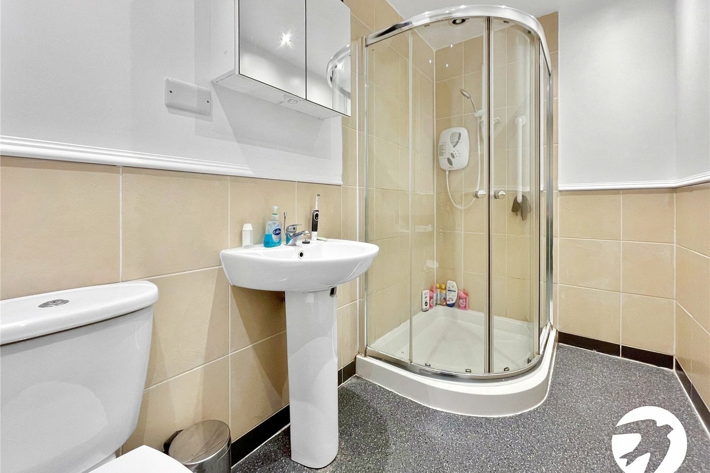 4 bedroom bungalow to rent in Bexleyheath | Robinson Jackson