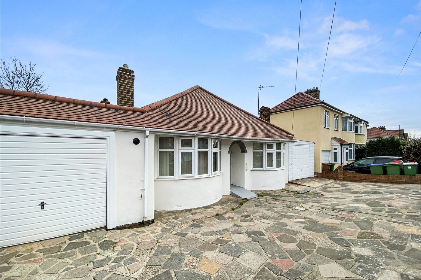 4 bedroom bungalow to rent in Bexleyheath | Robinson Jackson