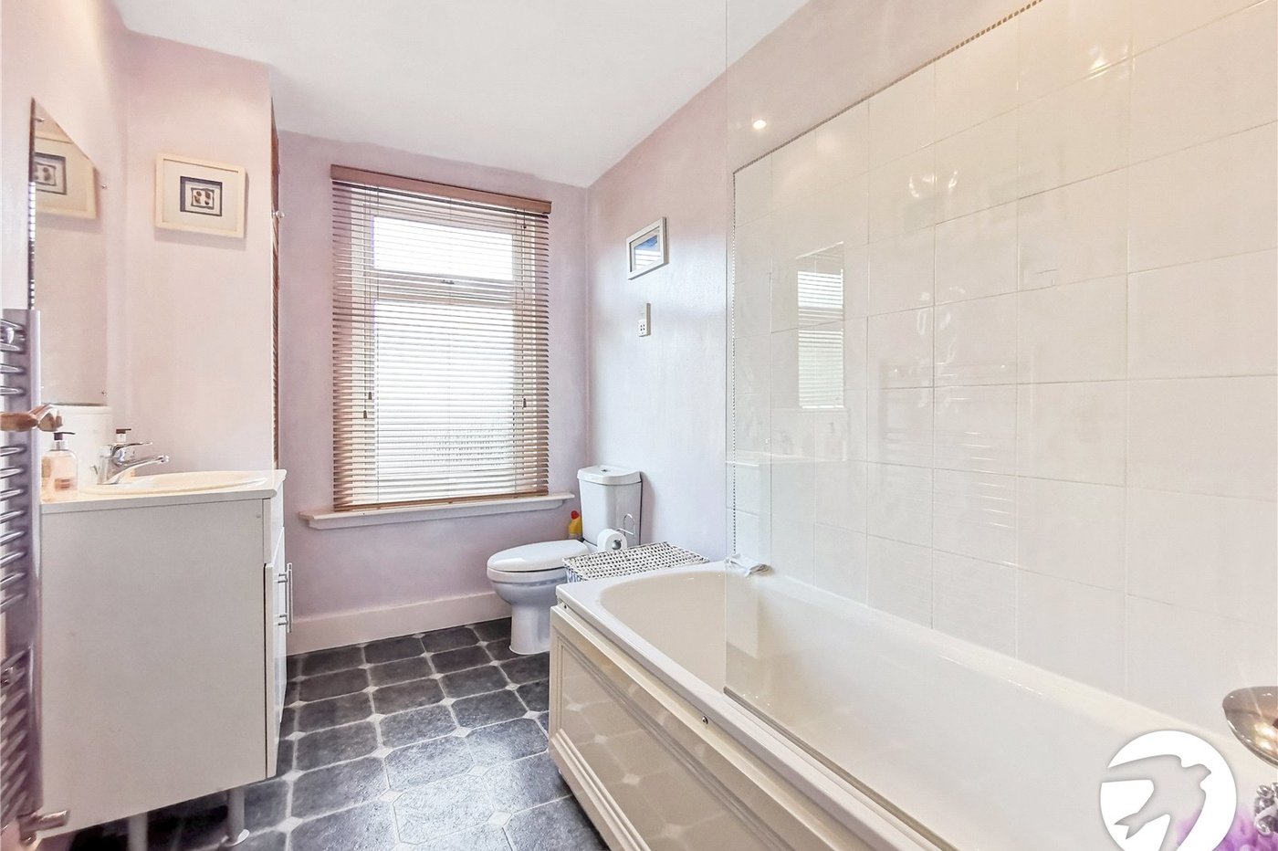2 bedroom house to rent in Dartford | Robinson Jackson