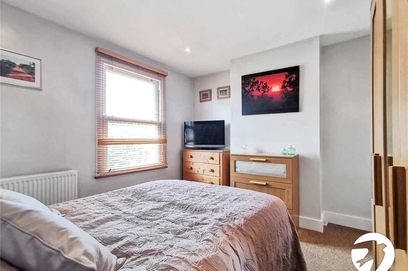 2 bedroom house to rent in Dartford | Robinson Jackson