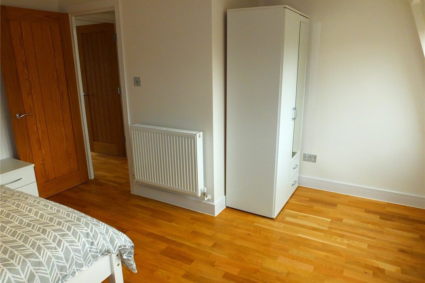 1 bedroom property to rent in Bromley | Robinson Jackson