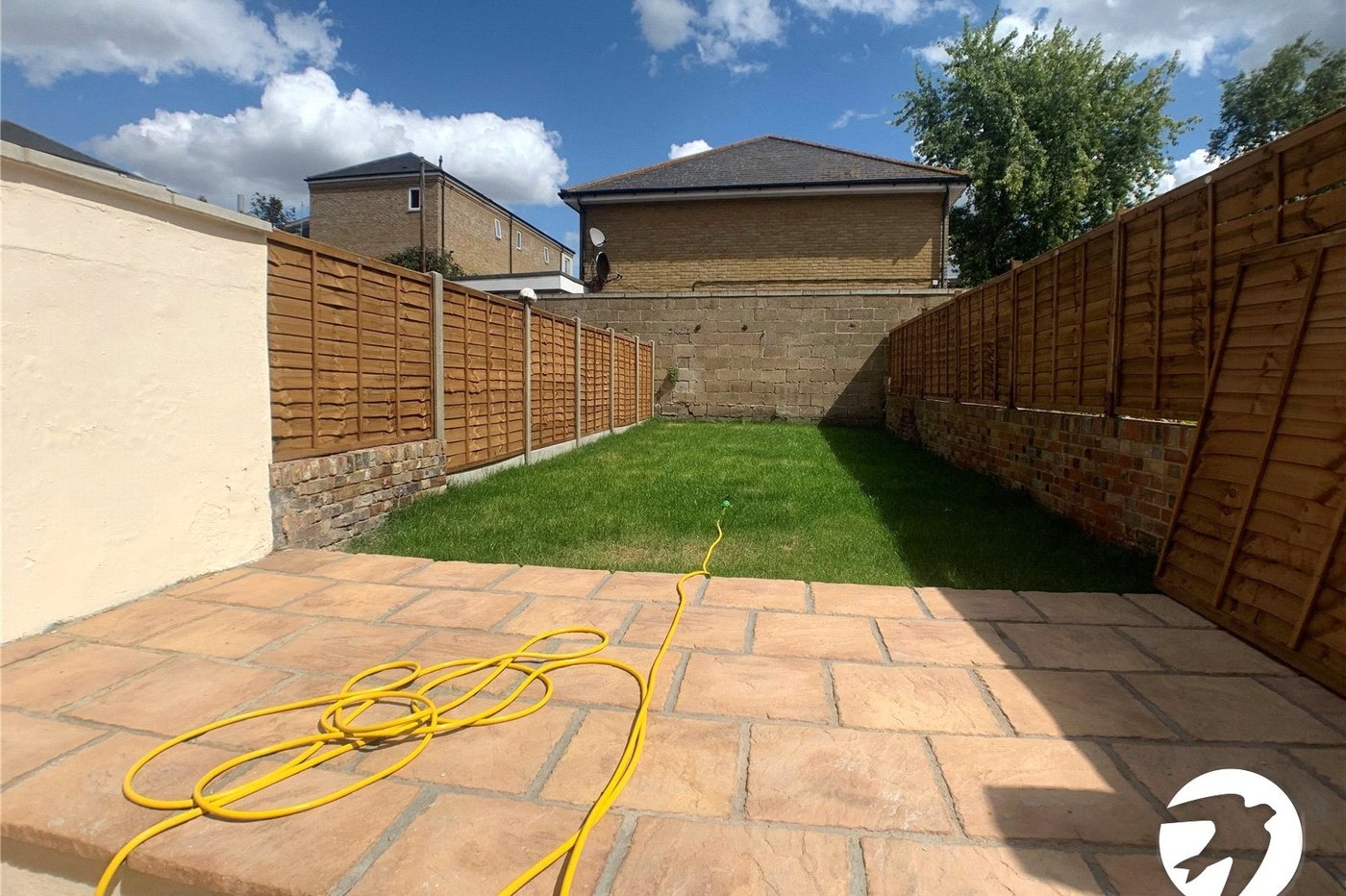 1 bedroom property to rent in Rochester | Robinson Michael & Jackson