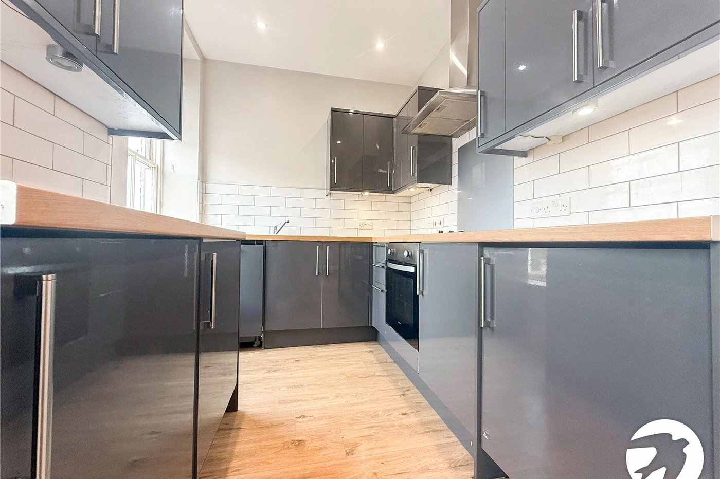 2 bedroom property to rent in Sittingbourne | Robinson Michael & Jackson